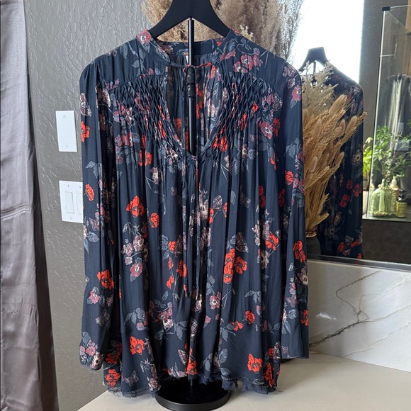 Free People Tops - Free People Floral Black and Red Women's Top/mini dress